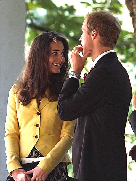 kate middleton and prince williams wedding invitation. Kate Middleton Prince William